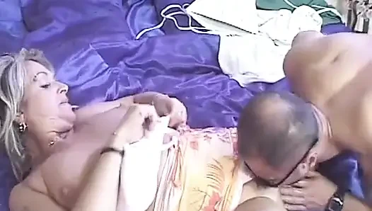 Curvy French MILF Showing Her Fucking Skills