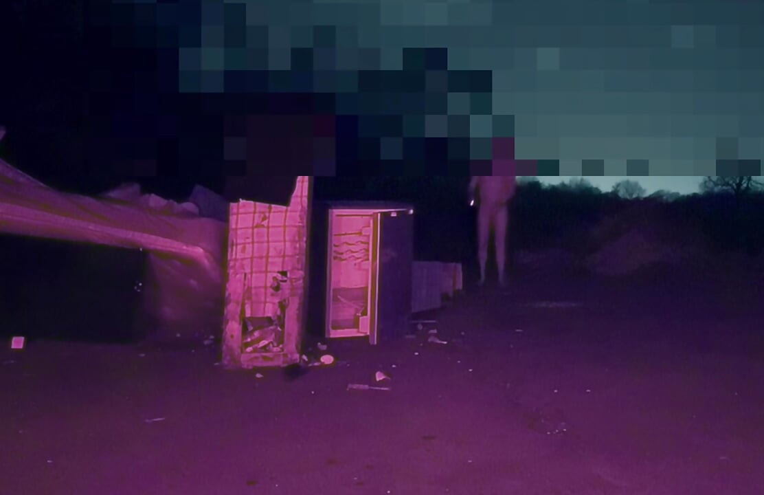 Naked in road , twerking and showing my hole