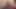 この毛深い陰部を持つブルネットの女性は、チンポをしゃぶりたいと言っています