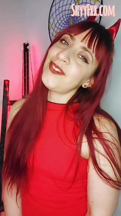 Shyyfxx the Day of the Gusano Femdom JOI Part 2