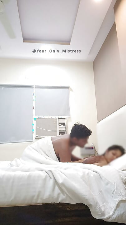 Slaves Exploring Desires:Amateur Couple's Intense Deep Connection, Playful Kisses, Oral, Foreplay & Complete Intimacy (Part-10)