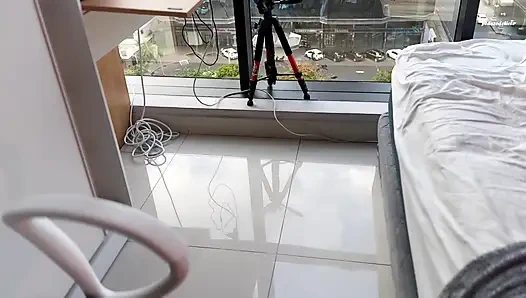 Mein freund hat mich betrogen, also gebe ich dem lieferboten meinen arsch und behalte seinen schwanz bei. Penektomie