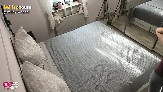 Horny Blonde MILF Seduces Cute Teengirl to Her First Lesbian Sex