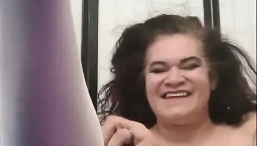 Yaramaz gümüş külotlu çorap tryon