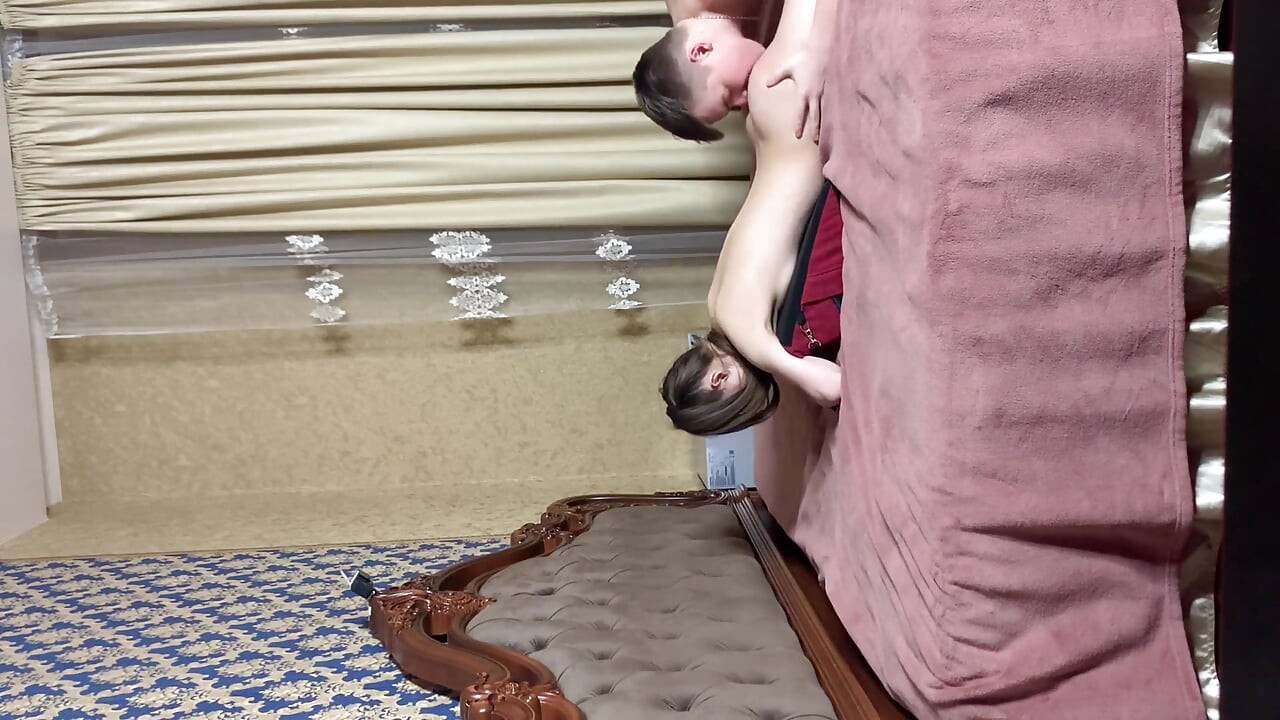Tüylerinin diken diken olduğunu hissetti
