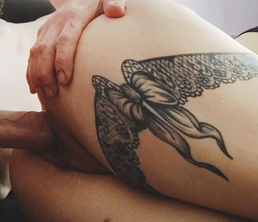 Fuck my sexy tattoo girl
