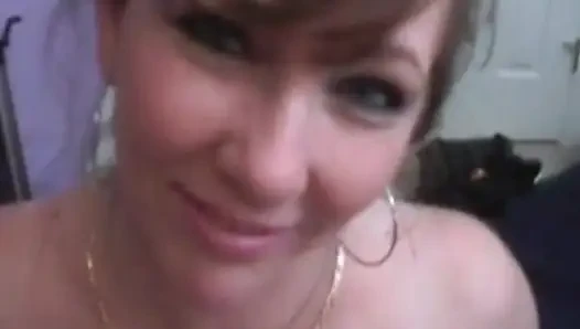 Brunette Gives Sloppy Head