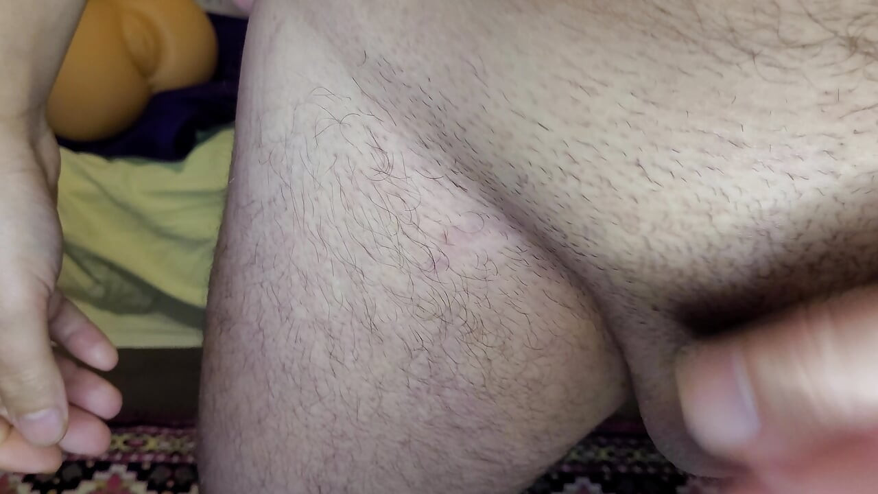 Malam yang licin dengan pria muda 2