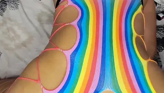 Bu sevimli Asyalı sürtük için ilk anal.