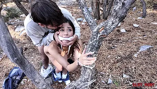 Sürtük avı ep.7 xxlayna'nın deliklerini istismar ediyor