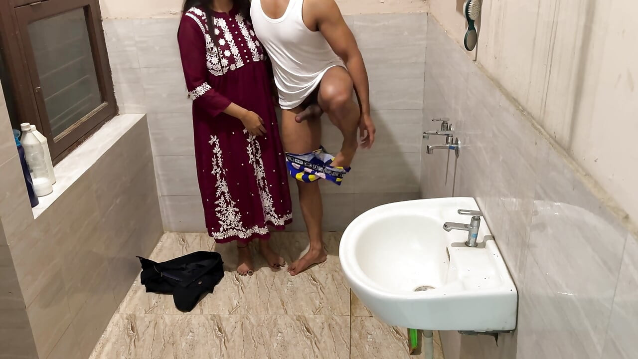 I'm Fucking Hard My Best Friend's Wife Saara Bhabhi, Full Hindi Video