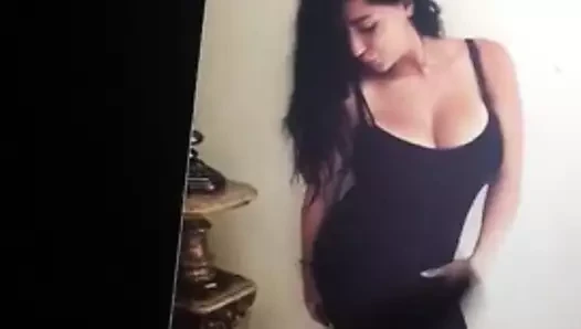 Ateşli sürtük boşalıyor