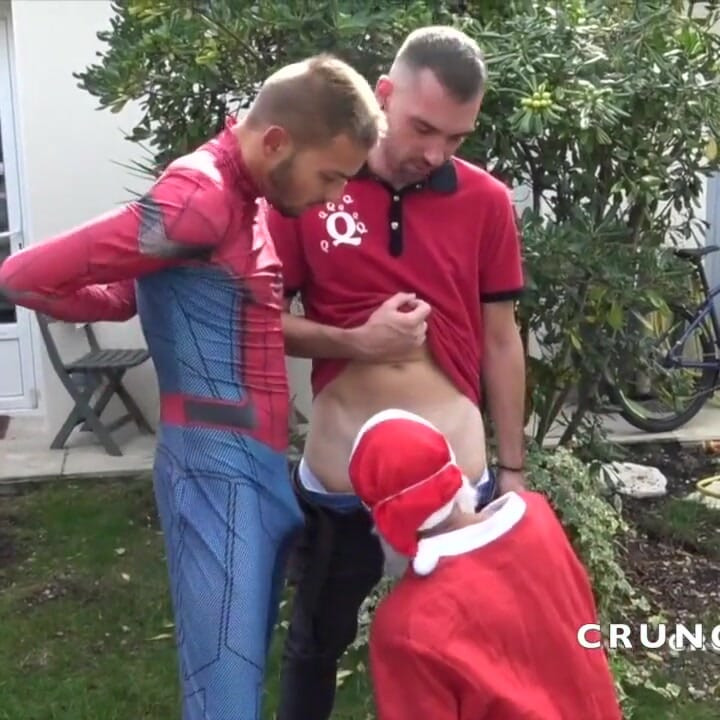 Fun bareback party with friends in the garden