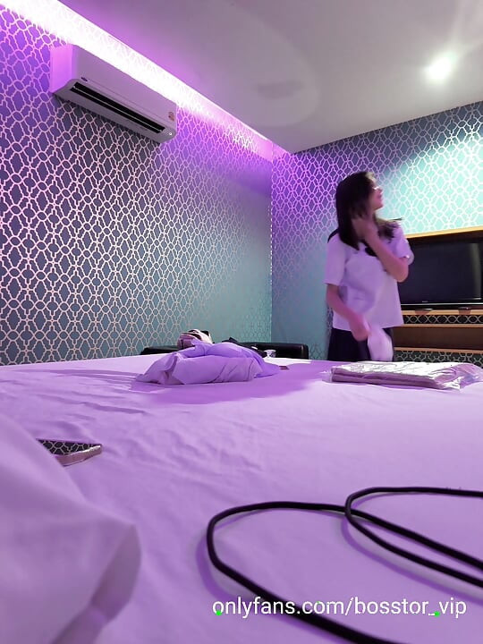 POV Thai student (behind the scenes)