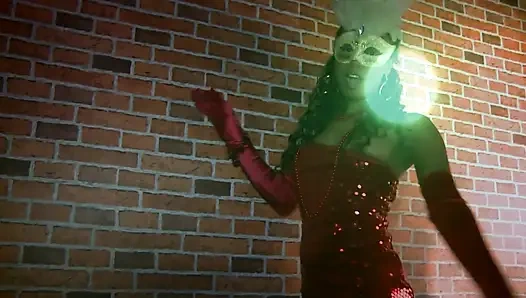 Blonde Fist-slut Fists to Elbow and Squirts Fountain-like Solo!