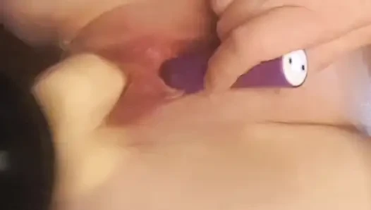 Memek dan pantatku dientot dari dekat sama mesin seksku