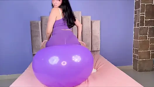 My Ass Vs Giant Ballon