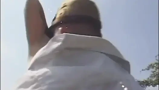 Olgun çift 69 pozisyonunda amcık yalıyor (tam orijinal film)