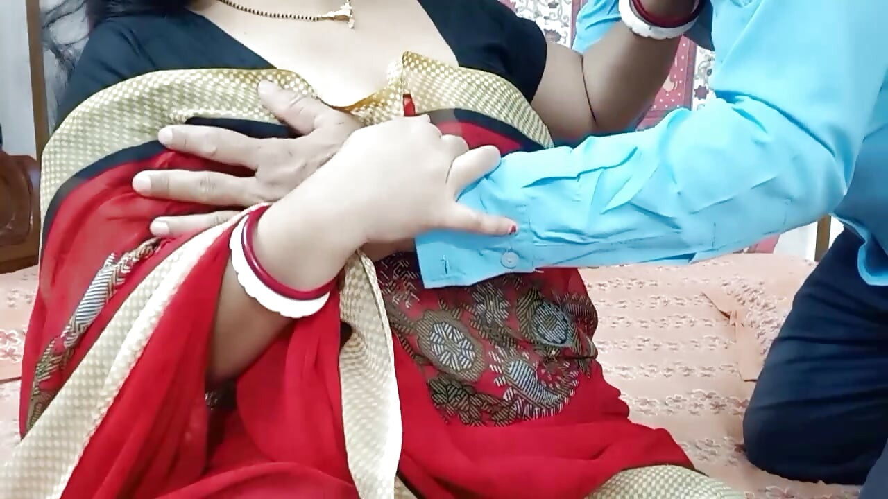 Kaku sasur sexy rii ke asthir kore chudlo