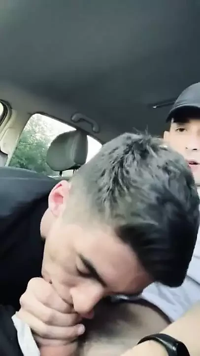 Daniel suck's Jack cock in car outdoor