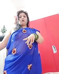 Auntee portant un sari a envie de sexe