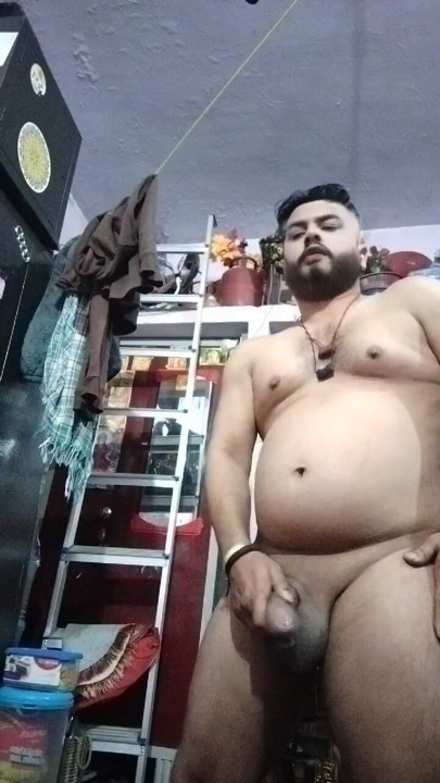 Cocky man pulling out | Clip 1