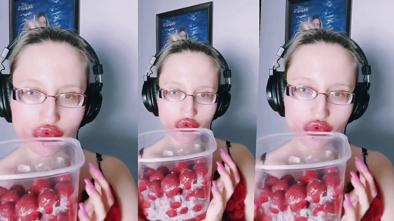 Asmr Strawberry Eating - Asmr, Okulary do oczu, Gianess, Szminka, Duże usta, Mough, Jedzenie, Fetysz twarzy, Długie paznokcie