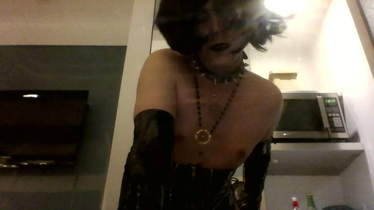 Sissy onyx fun night part 2