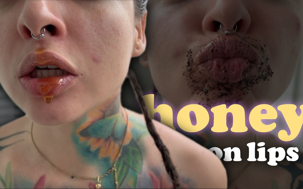 Sertai Saya Untuk Exfoliate Bibir Saya Dengan Honey And Coffee