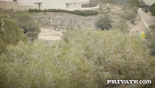 Latina gamer Baby Nicols shows off her expert skills