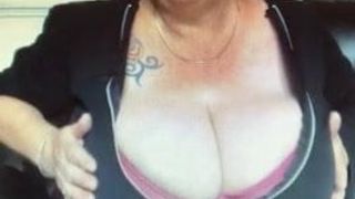 Gros seins mature 38kk