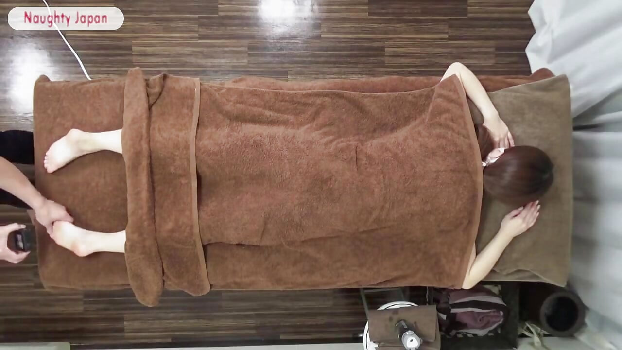 Tired Single Mother Seeks a Strong, Soothing Massage to Melt Away the Weight of Her Long Days - Part 1