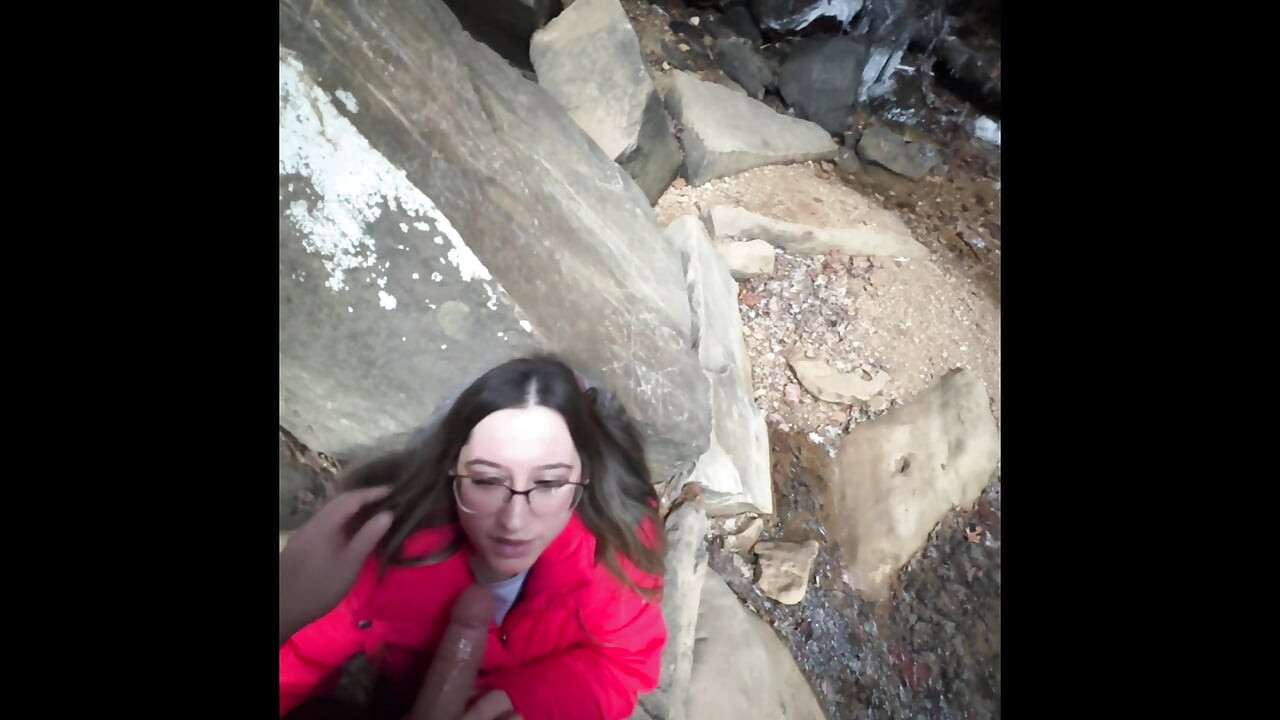 Shy  white pussy pounded In the wilderness