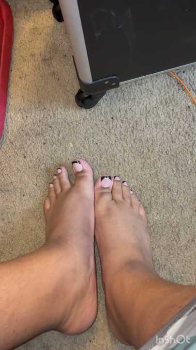 Virginia Cornbread fed Ebony Trans | Clip 1