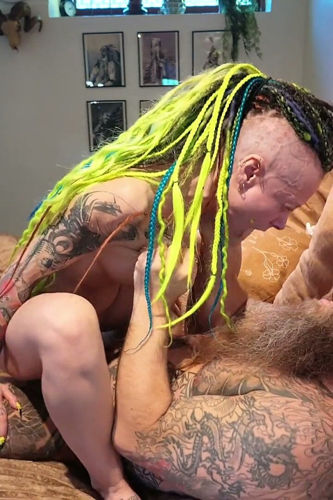 Getting Some Nice Head and Pussy