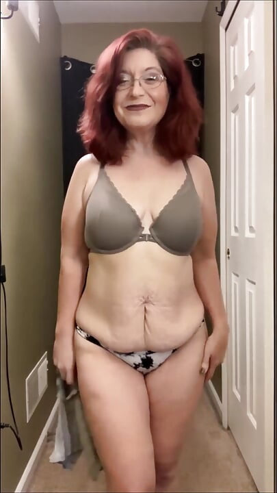 Cum on Ellie's Tits