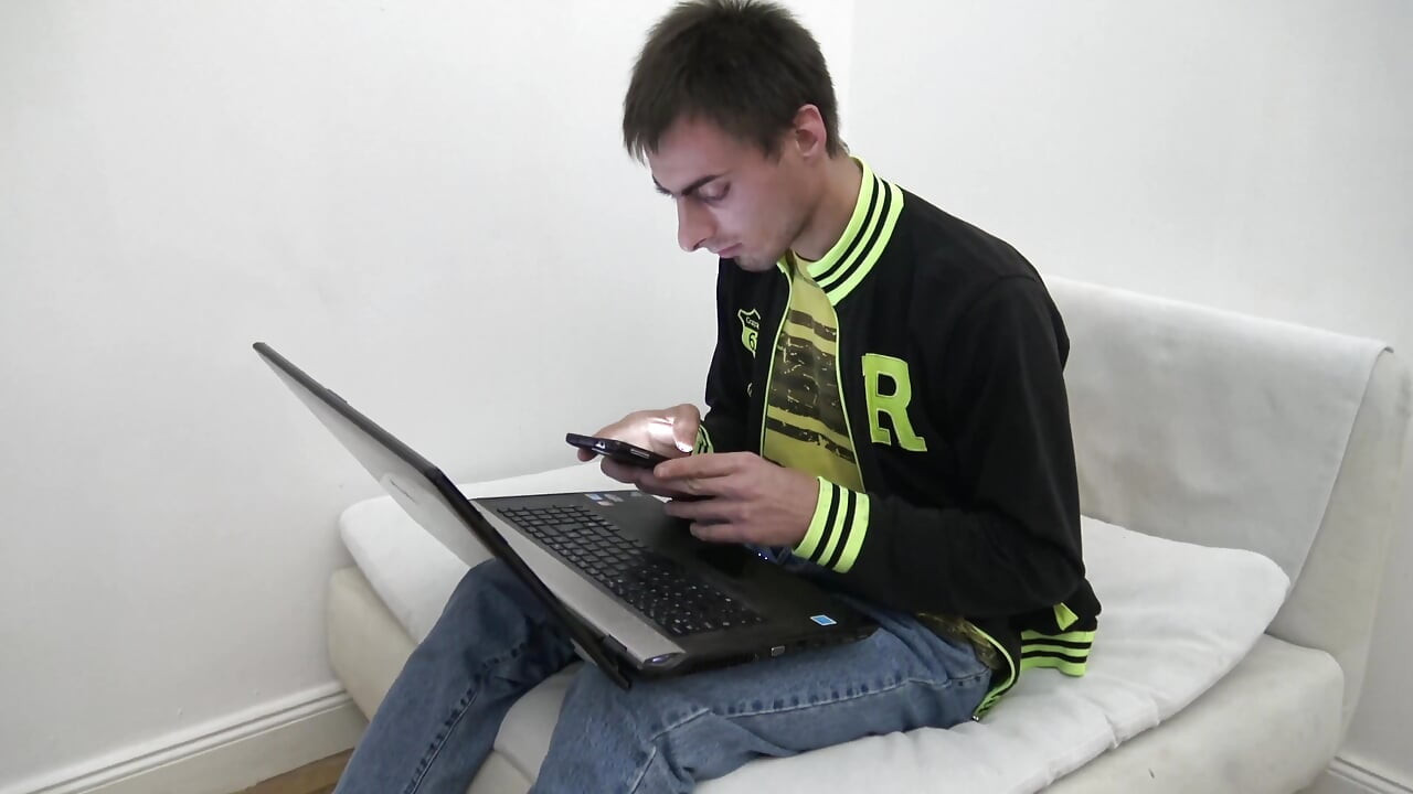 Young guy fucks granny