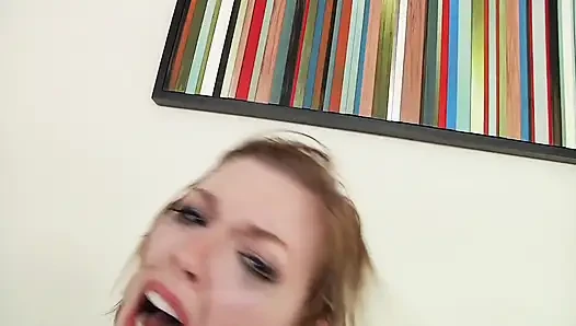 Ella nova ist anal-liebhaberin