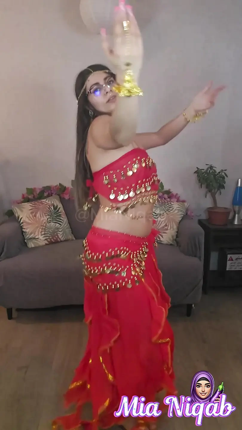 93. Arab Belly Dance While Stripping Mia Niqab