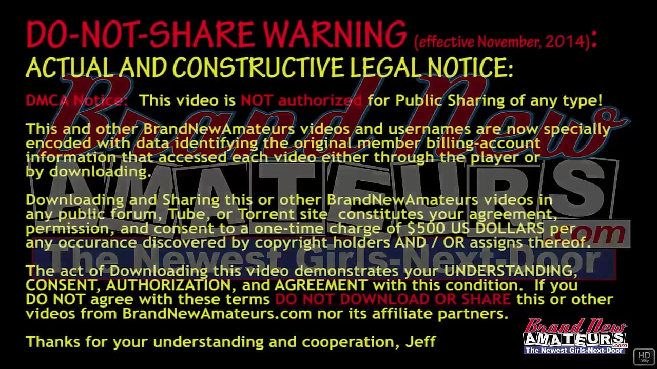 Khoobsoorat shararti kale bal vali karmen savari karti hai aur apne pichhle darvaje se lnd ka doodh nikalti hai!