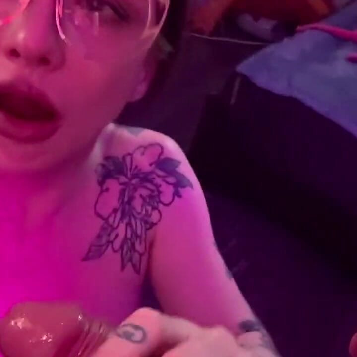 Frontal Facefuck of Tgirl with Glasses