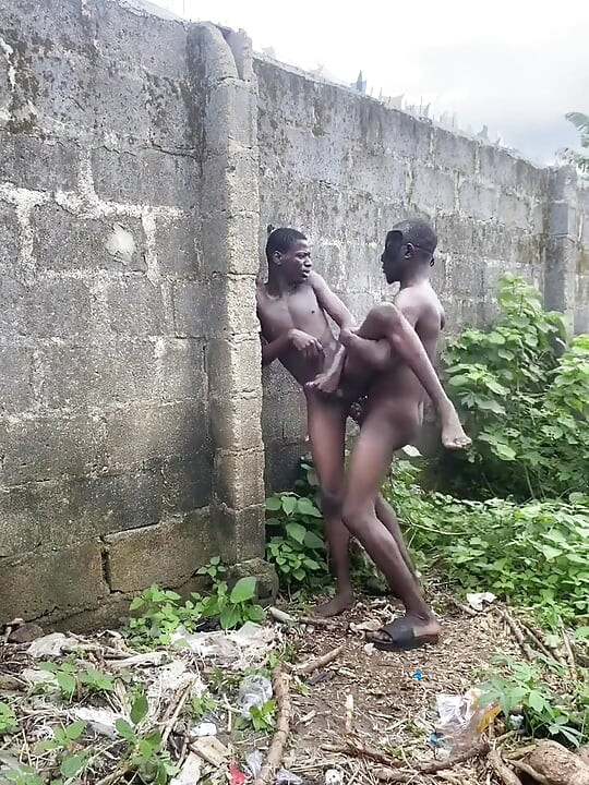 Brown with a Farmer in the Bush Fucking