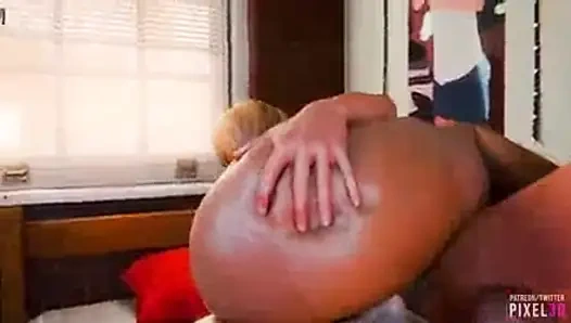 Быстрый трах с большой задницей