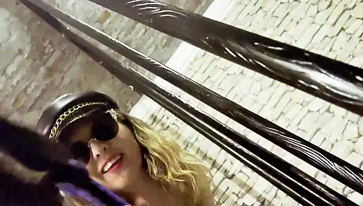 Жесткая лесбийская порка