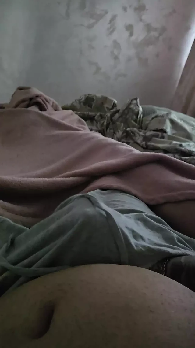 Slutty step mom with sexy tattoo slip hand under step son