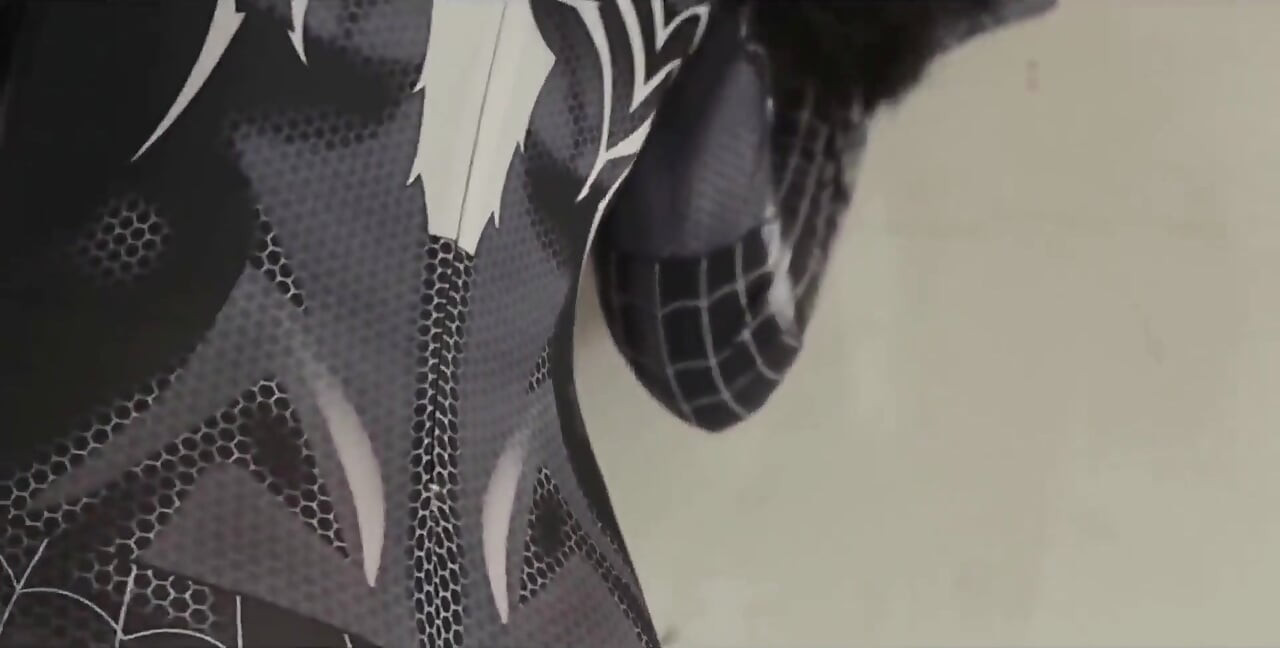 보지에 여러 번 사정할 때까지 흑인 스파이더맨 코스프레 소녀 따먹기 - 최신 인도네시아 포르노