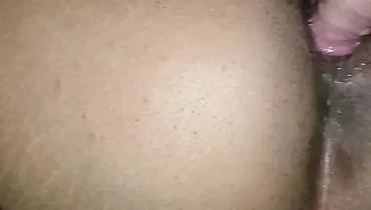 I put on all fours a brunette mother-in-law and give her cock until I cum in her black and hairy close