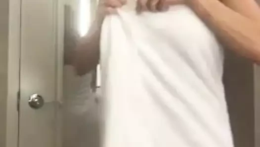 Brandi love nails