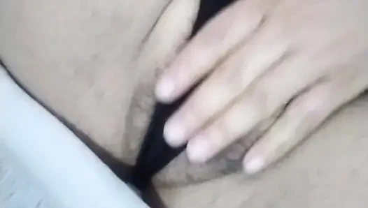 You like to see me masturbating and me with my finger - FEMALE CUMSHOT