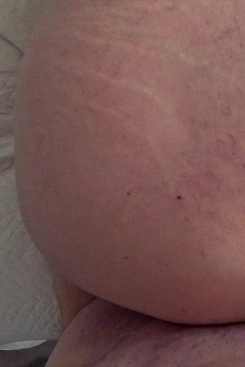 Backshot for Facesitting Hotwife